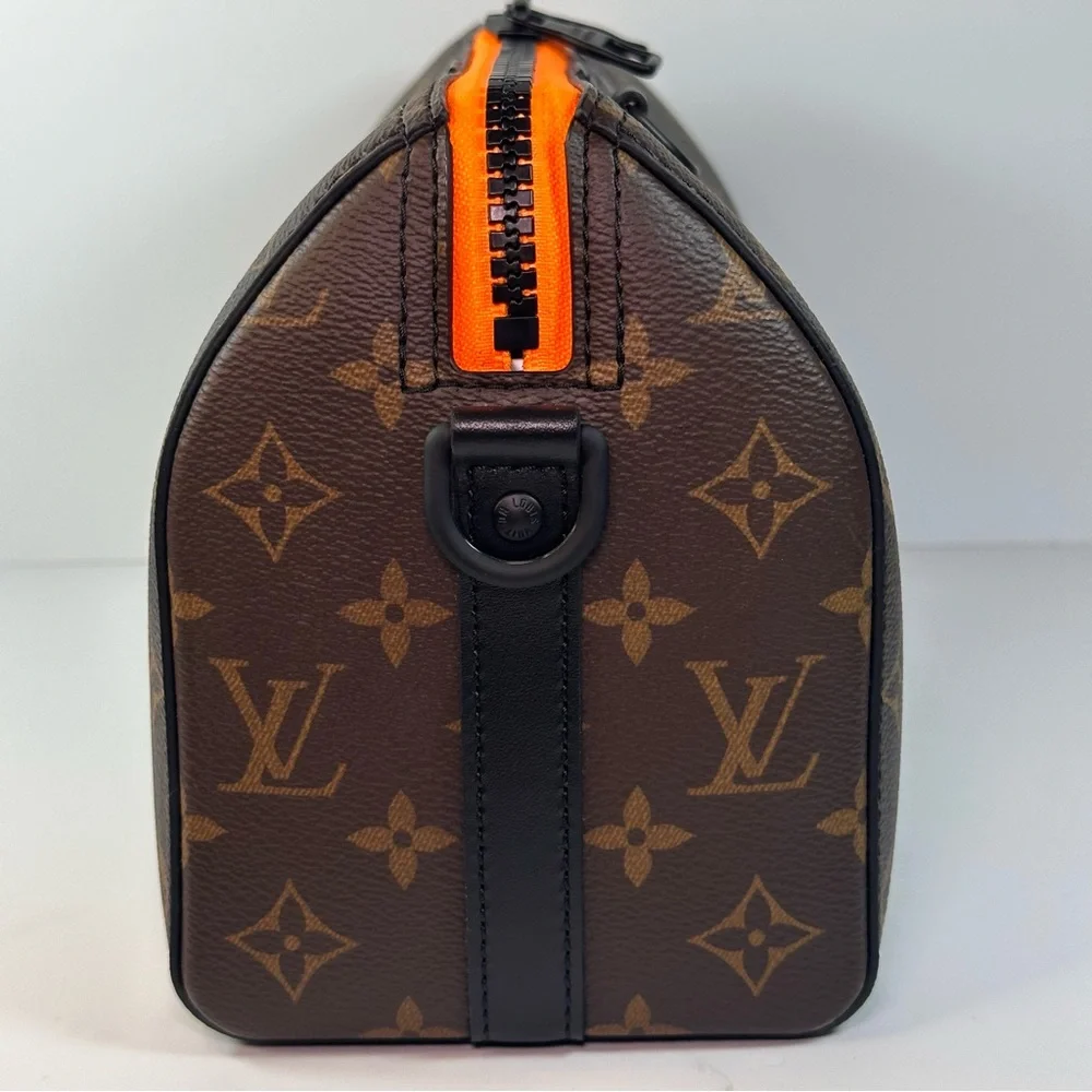 Louis Vuitton Monogram City Keepall Friends - Picture 9 of 15